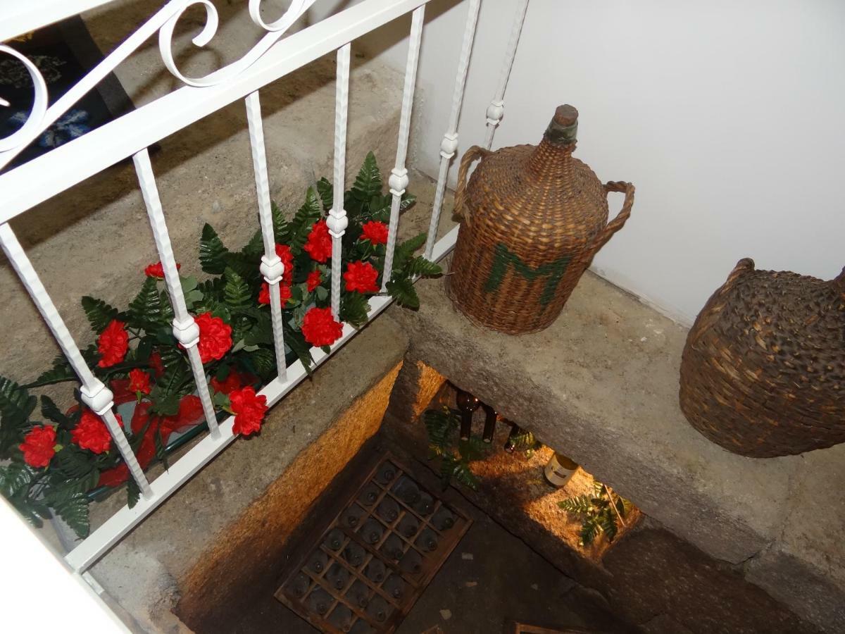 Hostal Museu Casa Aleixo Sernancelhe Exterior foto